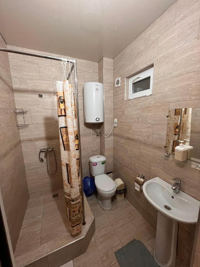 Гостевой Дом Летний Сад Sochumi Exterior foto